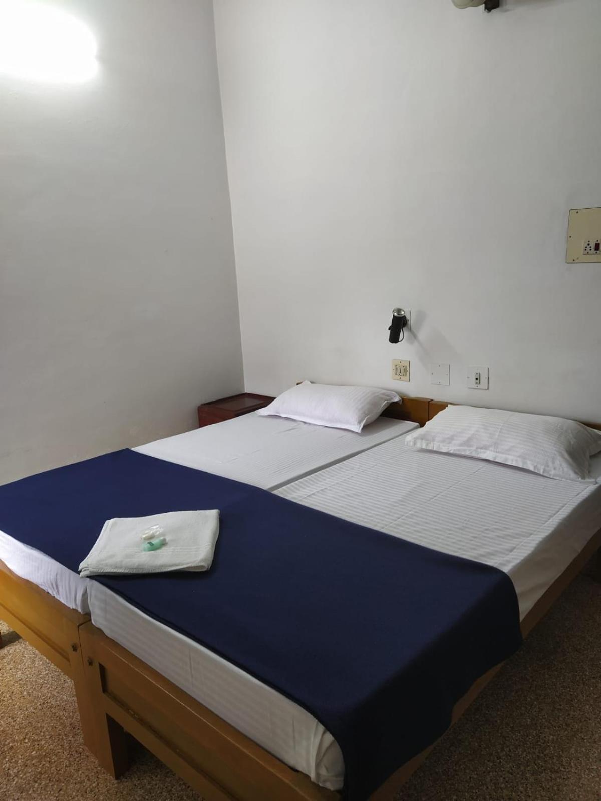 Paradise Homestay Alappuzha Zewnętrze zdjęcie