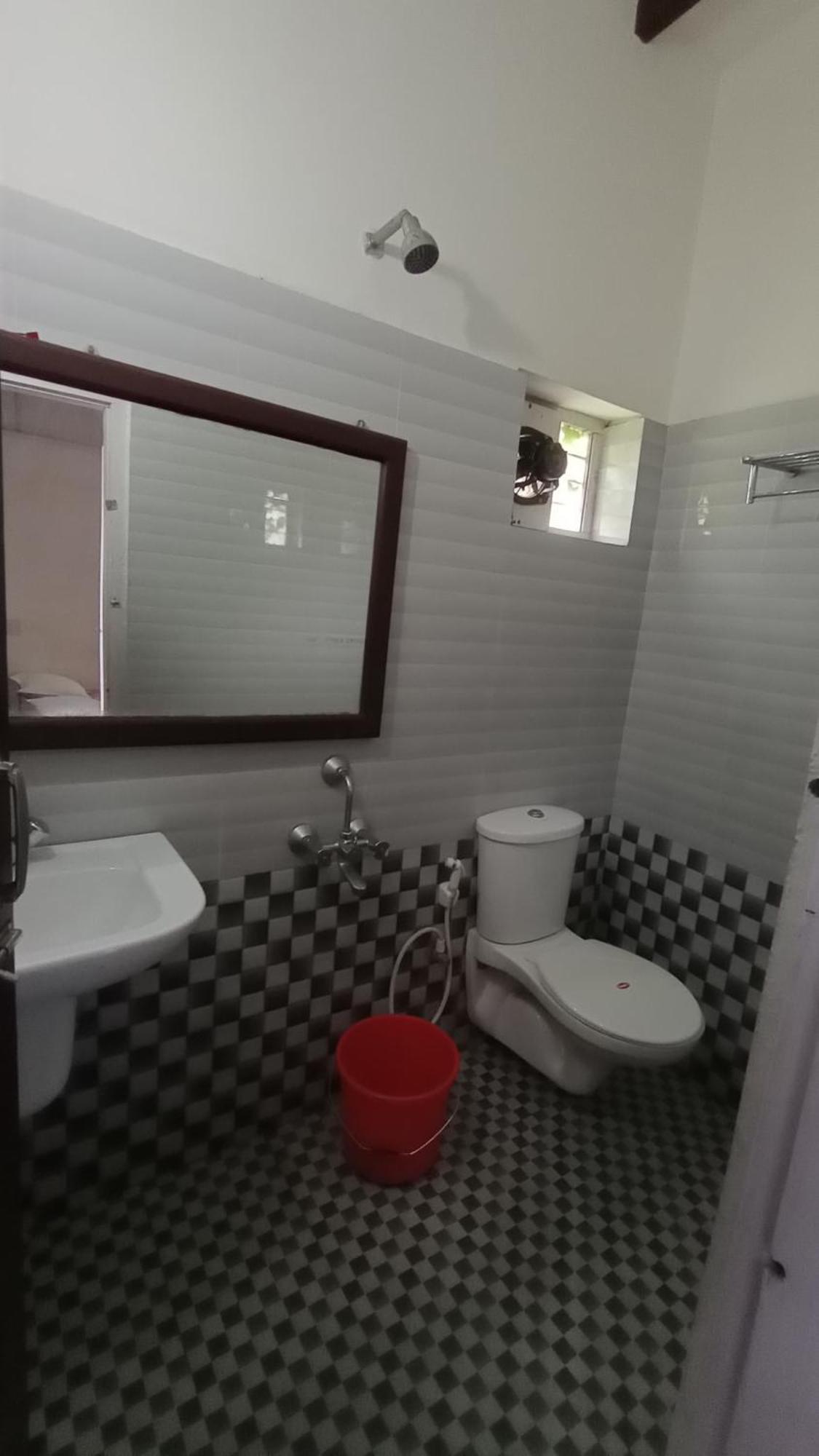 Paradise Homestay Alappuzha Zewnętrze zdjęcie